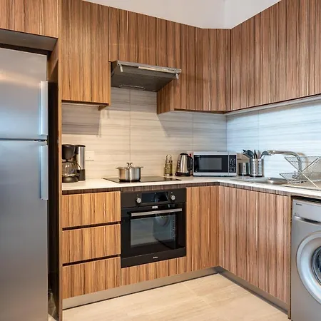 Sunshine 1-bedroom In