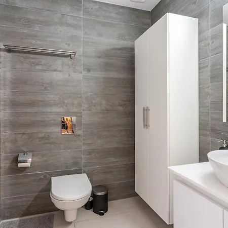 Lejlighed Sunshine 1-bedroom In Larnaca