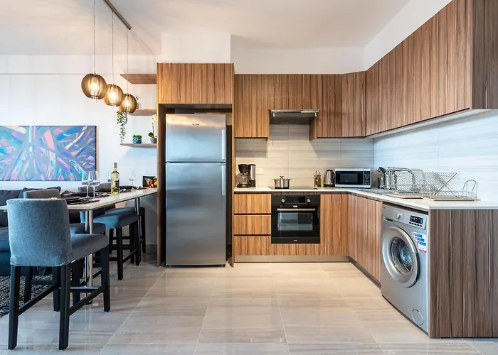 Sunshine 1-bedroom In Apartamento Larnaca