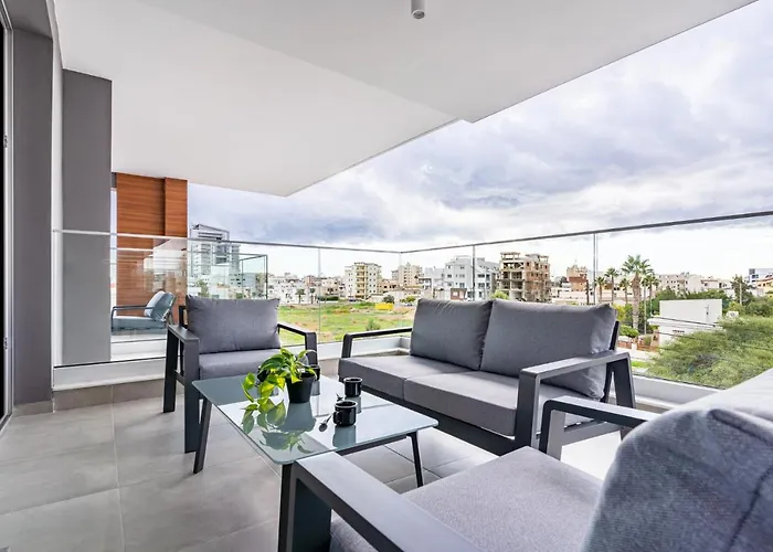 Апартаменты Sunshine 1-bedroom In *